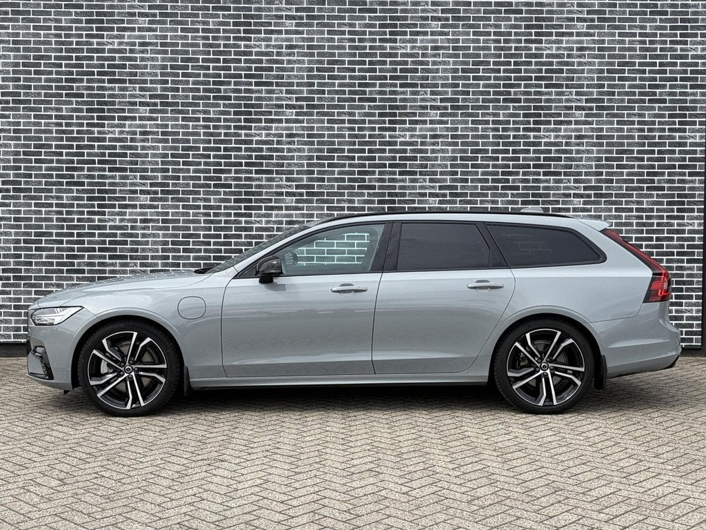 Volvo V90 2.0 T8 Plug-in Hybrid AWD Ultra Dark | PHEV | Bowe, Auto's, Volvo, 12 maanden, Euro 6, 4 cilinders, 180 min