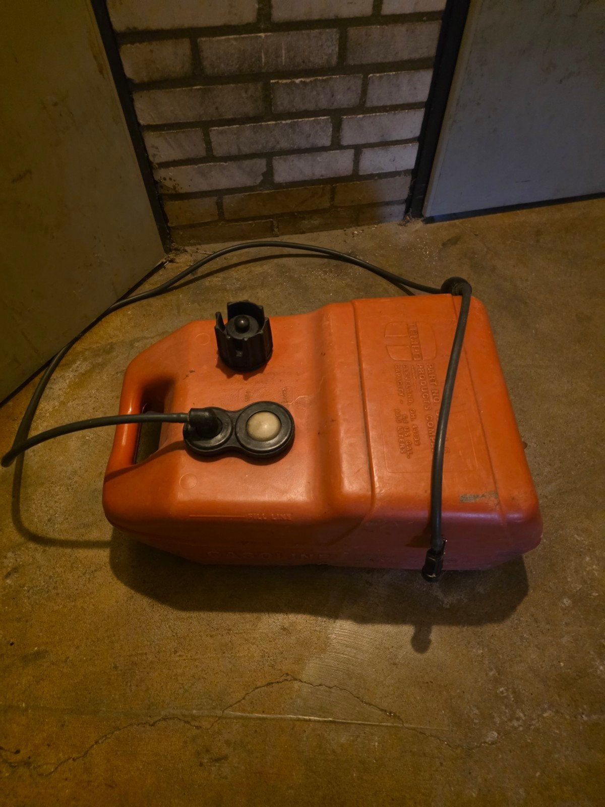 Tempo Ultra 6 Brandstoftank 23 Liter met Slang, Ophalen of Verzenden, Gebruikt, Motor en Techniek