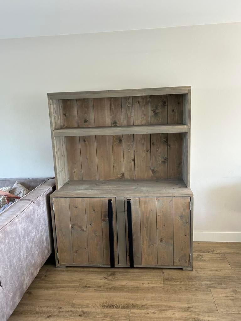 Robuuste steigerhouten greywash buffetkast 180x140x60, Huis en Inrichting, Ophalen, Met deur(en), 100 tot 150 cm, Zo goed als nieuw