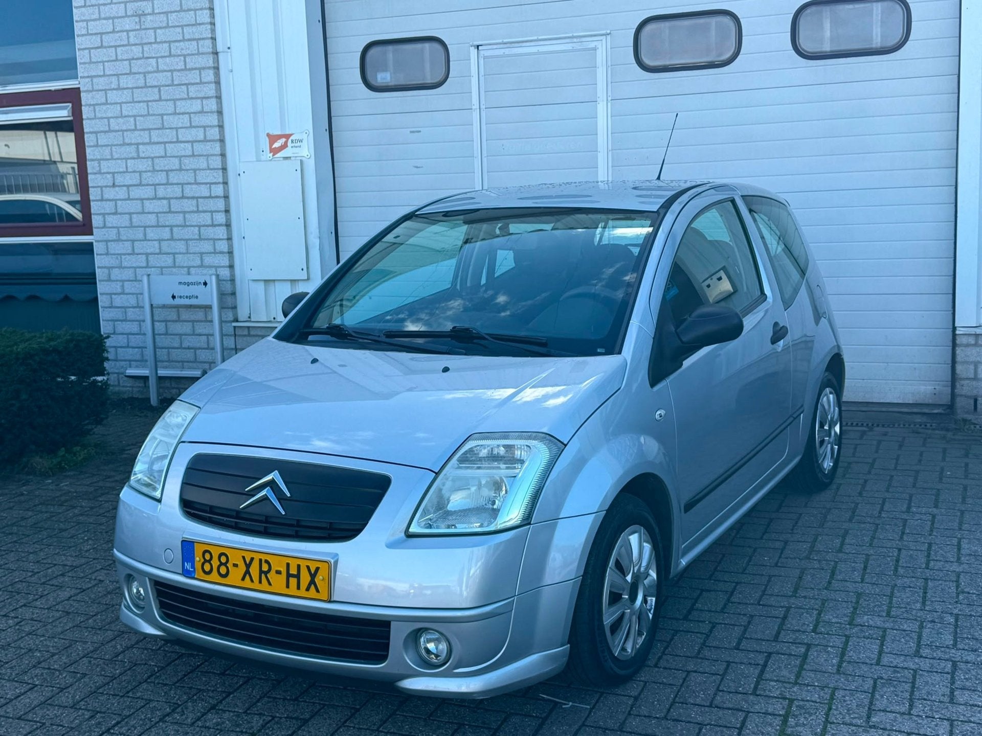 Citroen C2 1.1i Caractère, Auto's, Voorwielaandrijving, 450 kg, Gebruikt, 31 €/maand