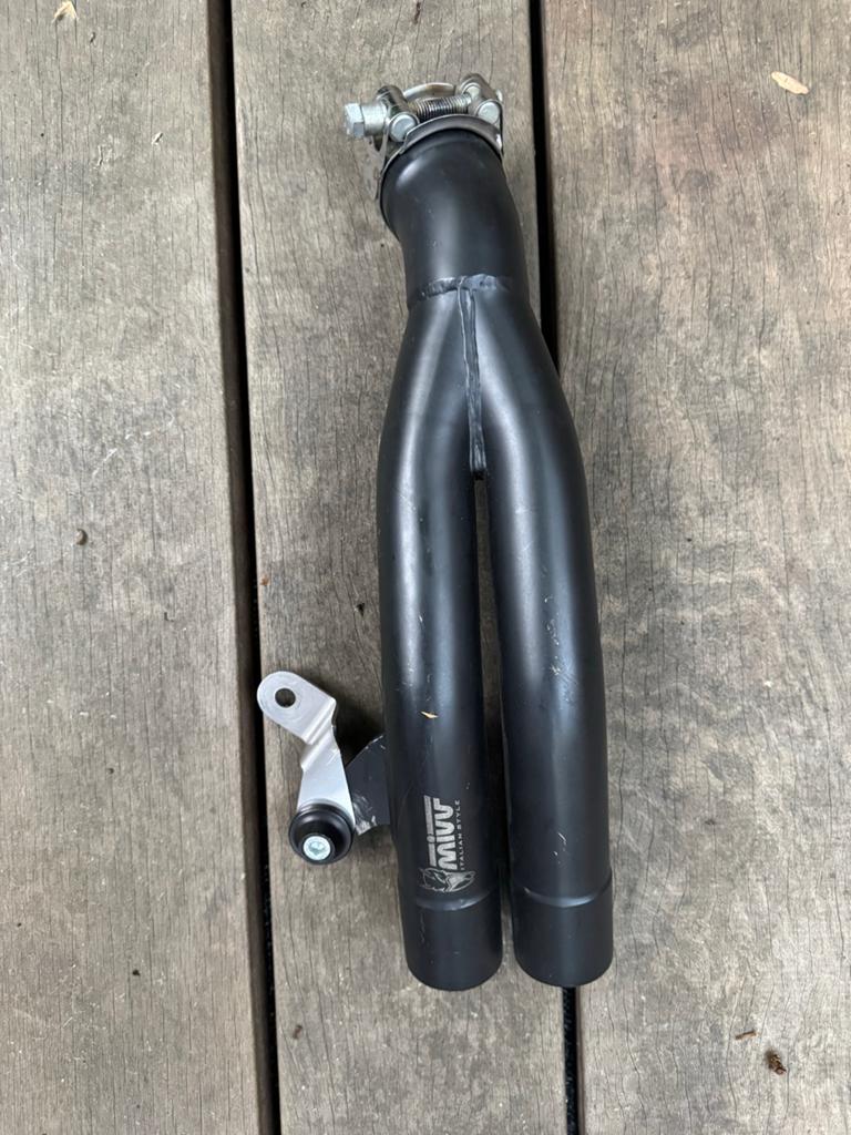 MIVV Twin Slip-On Uitlaat Zwart - Naked/Sportbike, Ophalen of Verzenden, Gebruikt