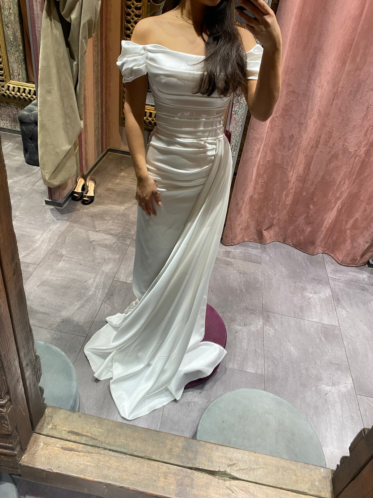 Nieuwe Witte Off-Shoulder Galajurk Maat XS/S, Wit, Nieuw, Ophalen of Verzenden, Maat 34 (XS) of kleiner