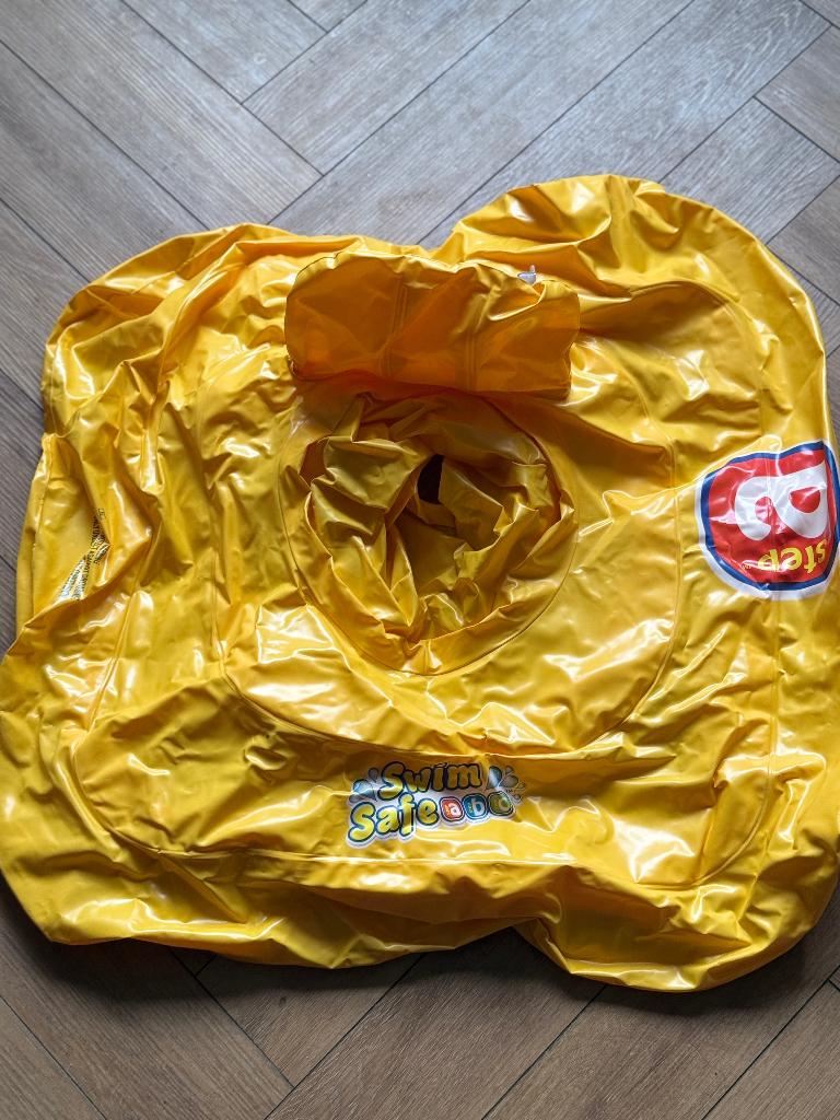 Baby zwemband, Kinderen en Baby's, Jongetje of Meisje, One size, Ophalen of Verzenden, Zo goed als nieuw