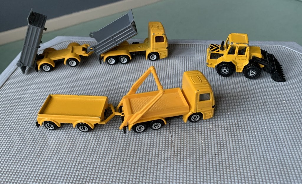 SIKU 2x Vrachtwagen + Aanhanger | Shovel 0802 schaal 1:87 H0, Hobby en Vrije tijd, Modelauto's | 1:87, Ophalen of Verzenden, Gebruikt