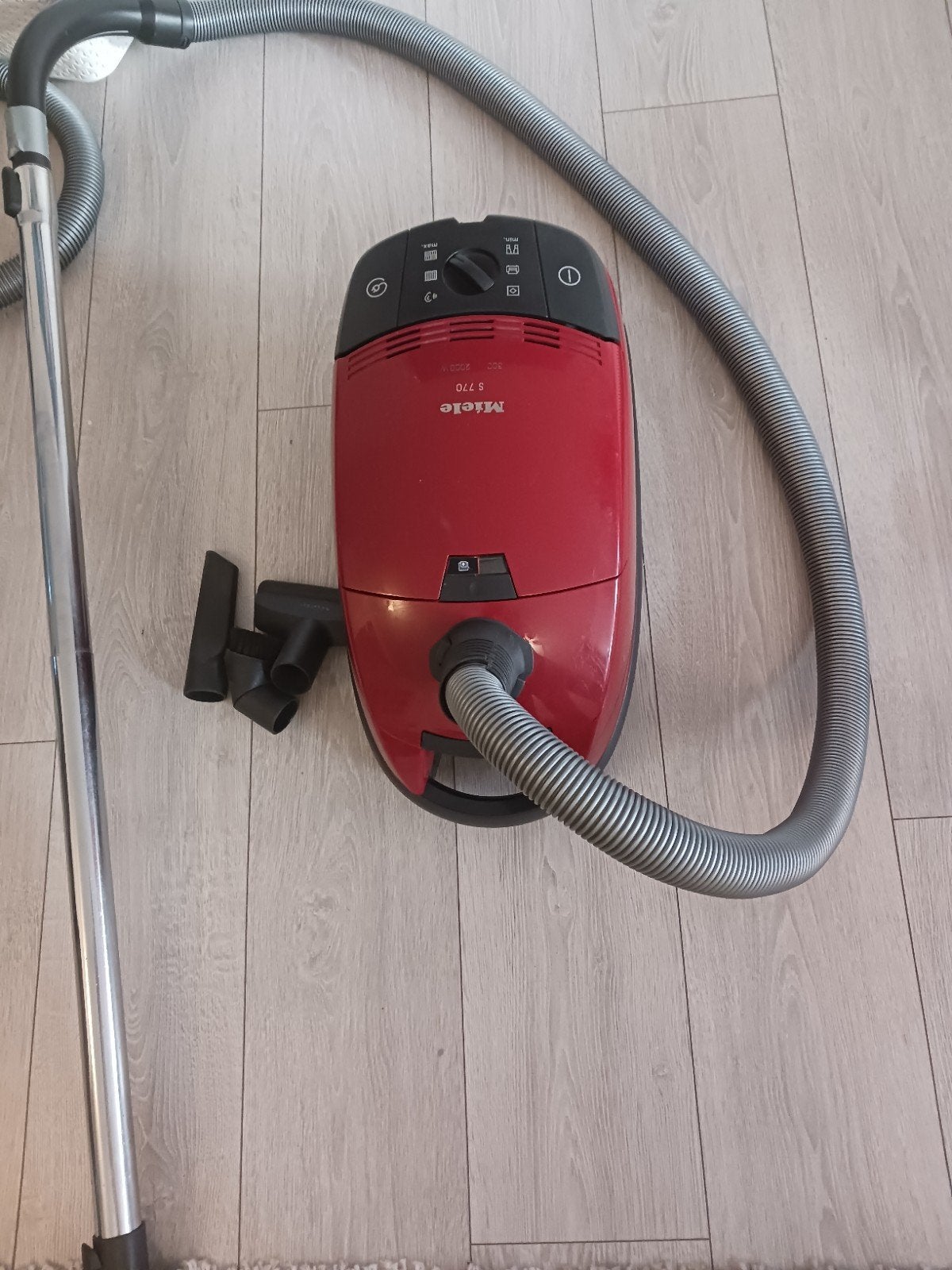 ik verkoop tweedehands stofzuiger merk van Miele, Witgoed en Apparatuur, Stofzuigers, Ophalen of Verzenden, Gebruikt