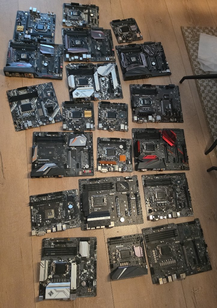 PARTIJ 20 STUKS MOEDERBORDEN TE KOOP WERKENDEN ONBEKEND!!, Computers en Software, Moederborden, LGA 1151, DDR4, Ophalen of Verzenden