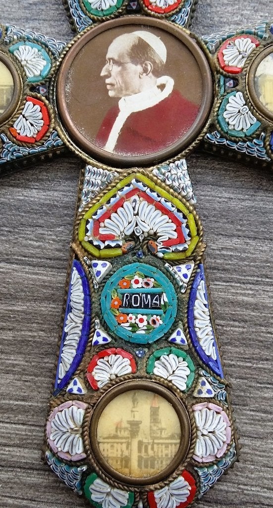 Om 1950-1960 GROOT Gedenk Kruis Micro Mozaiek Paus PIUS VII, Ophalen of Verzenden