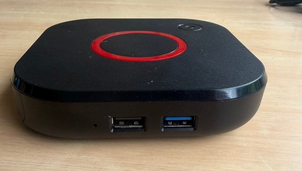 MAG 424 IPTV Set Top Box, Verzenden, Gebruikt, HDMI, Minder dan 500 GB