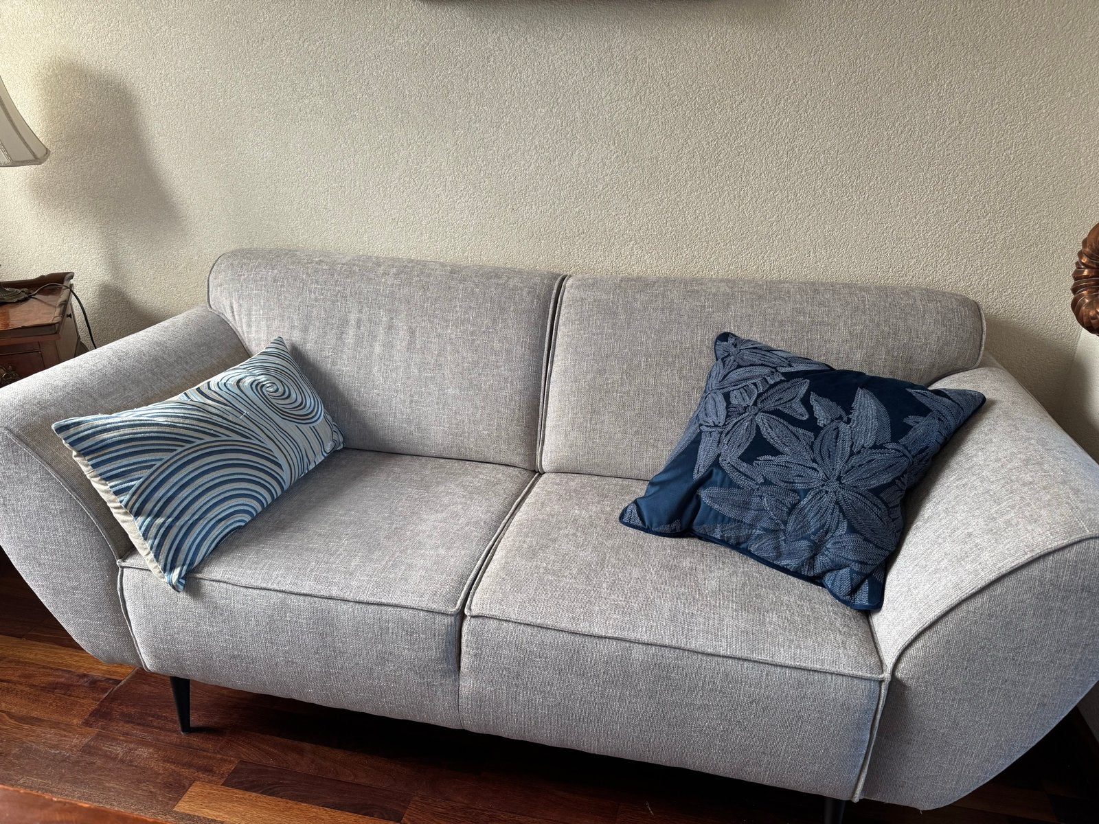 Comfortabele tweepersoonsbank - Zo goed als nieuw, Huis en Inrichting, Ophalen, 150 tot 200 cm, Tweepersoons, 75 tot 100 cm