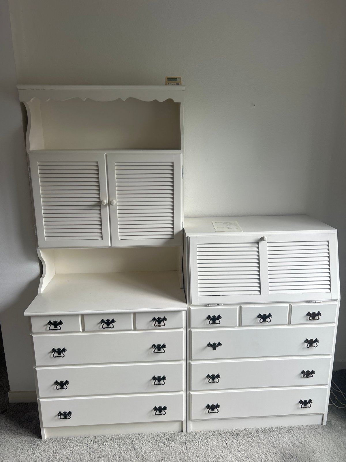 Wit houten secretaire en kast met jaloeziedeur, Ophalen, Gebruikt, 100 tot 150 cm, Met lade(s)