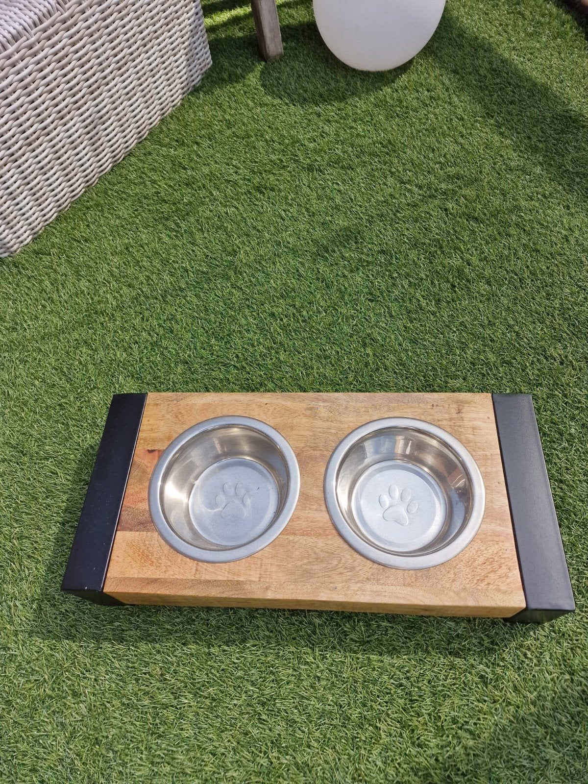 mooie dinnerset- voer en drinkbak . splinter nieuw., Dieren en Toebehoren, Ophalen of Verzenden, Nieuw