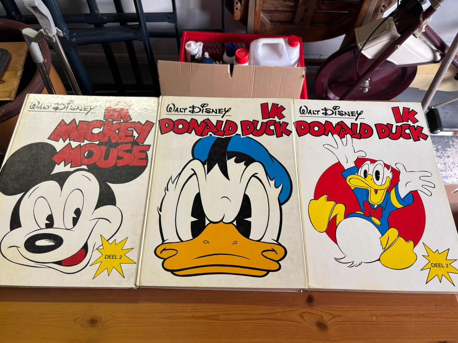 Te koop Ik, Donald Duck deel 1 en 2 en Ik, Mickey Mouse, Boeken, Strips | Comics, Gelezen, Europa, Ophalen of Verzenden, Meerdere comics