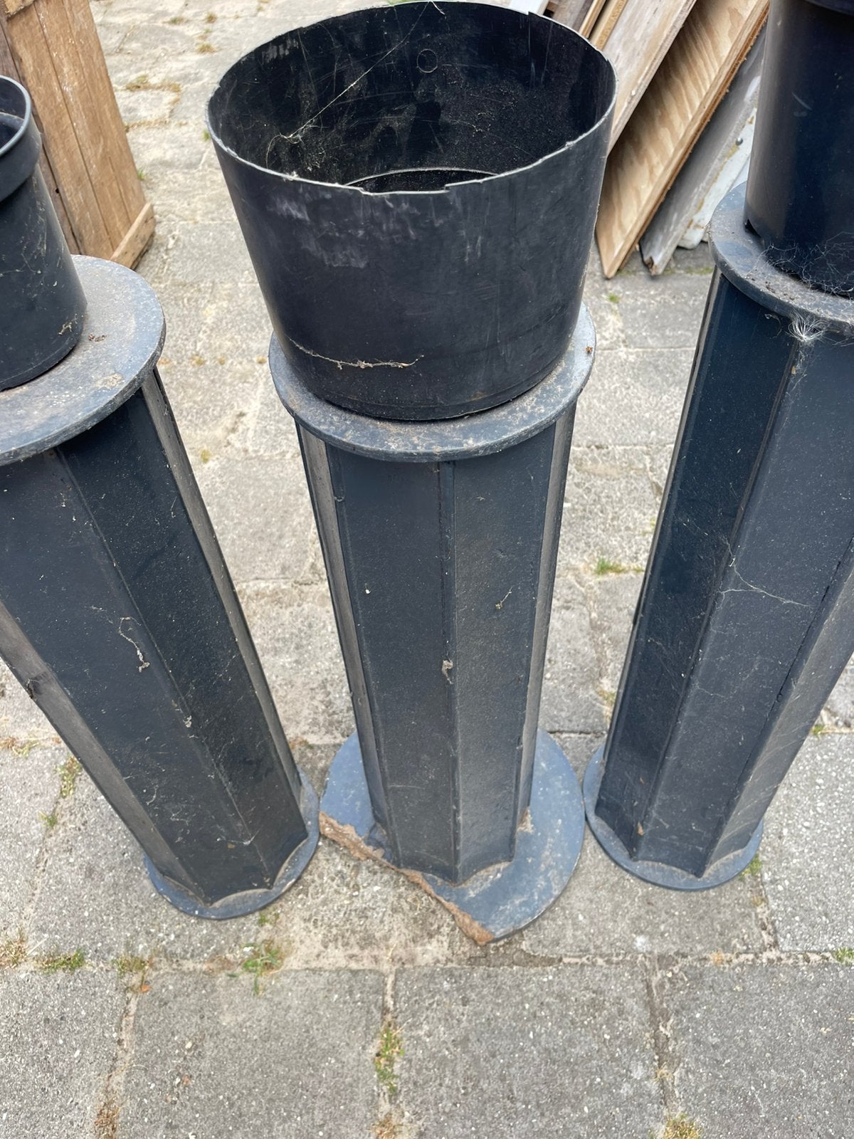 Masieve houten bloemen, Minder dan 30 cm, Rond, Ophalen of Verzenden, Zo goed als nieuw