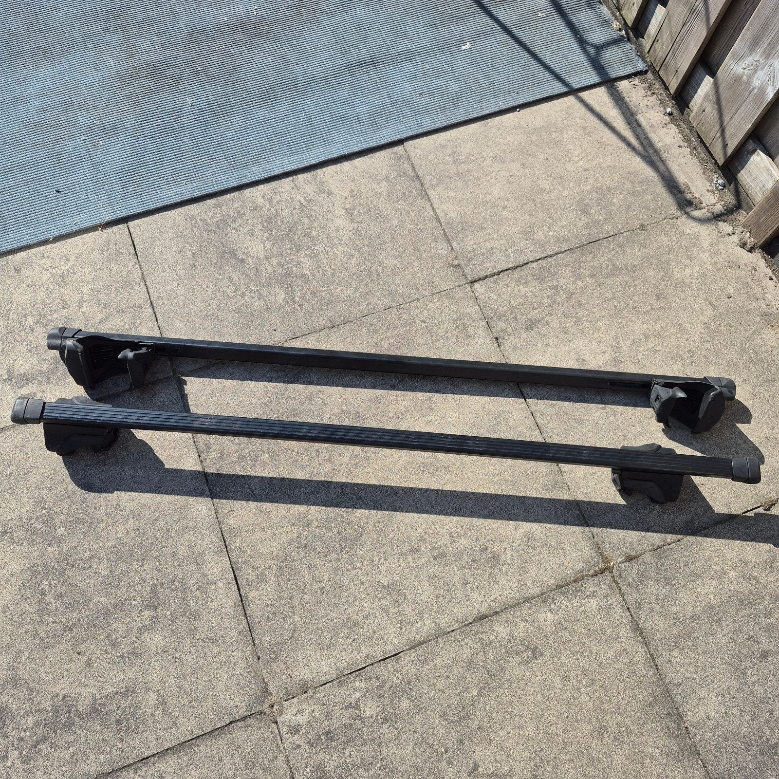 Thule dakdragers open rails met 2 sleutels, Auto diversen, Dakdragers, Ophalen, Gebruikt