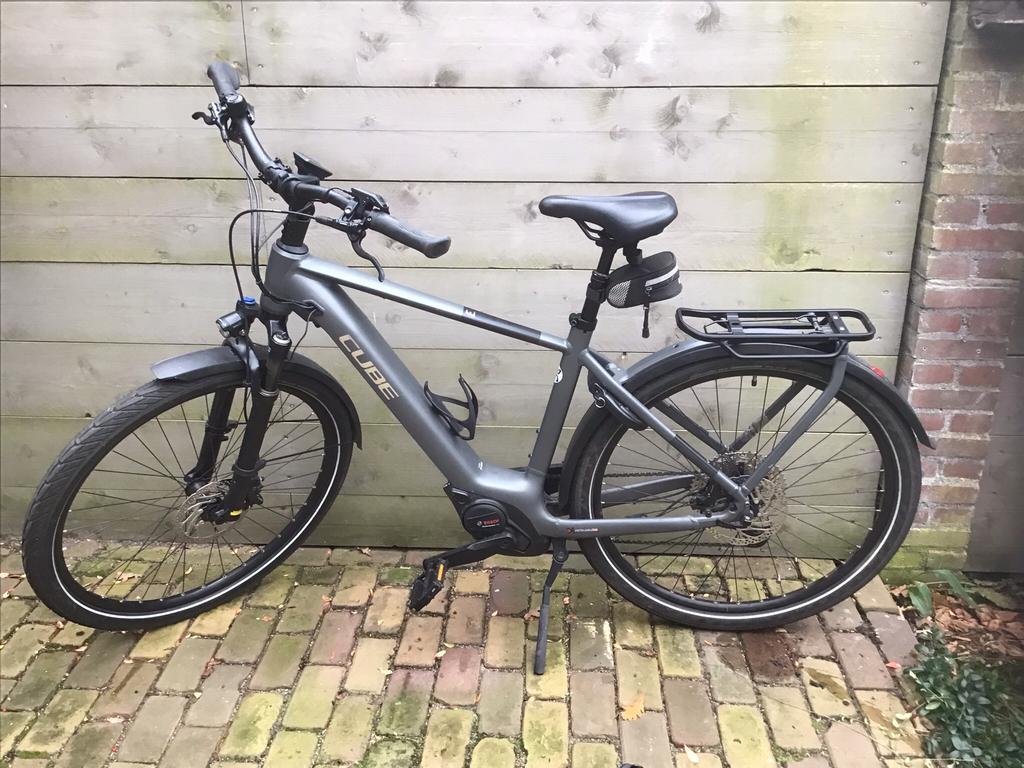Cube touring hybrid exc 625, Ophalen of Verzenden, Zo goed als nieuw, 50 km per accu of meer, Cube