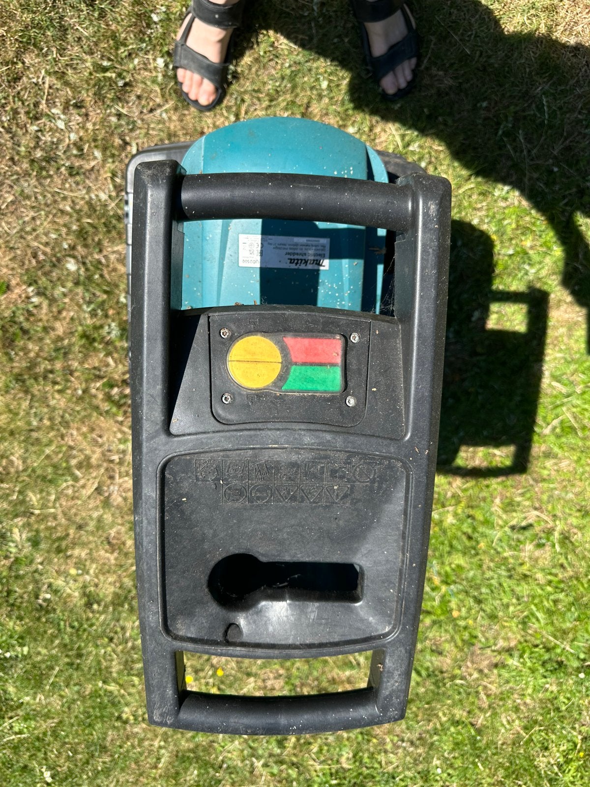 Makita UUX2500 Elektrische Hakselaar, Tuin en Terras, Ophalen, Gebruikt, Elektrisch, Met opvangbak