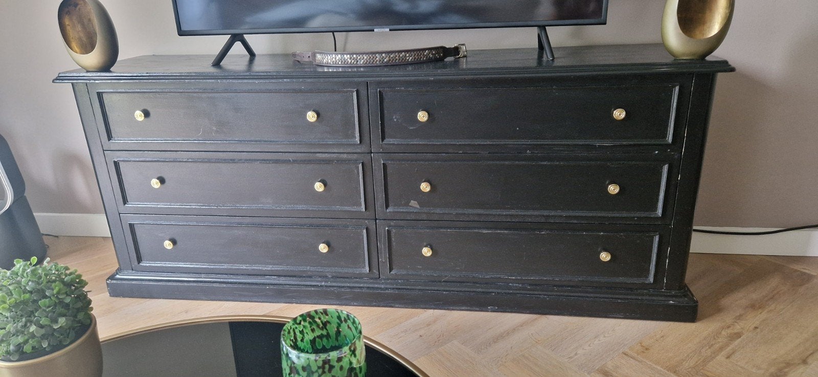 Gratis Dressoir Opknappertje gaat 4 aug met grovuil mee - 17, Gebruikt, 150 tot 200 cm, Ophalen of Verzenden, Met lade(s)