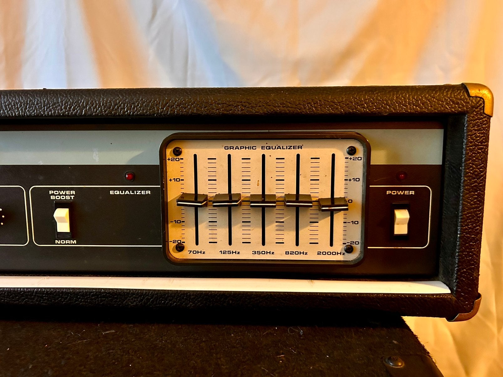 Acoustic 220 bass head & Peavey 115 Black Widow cab, Ophalen, Gebruikt, Basgitaar, 100 watt of meer