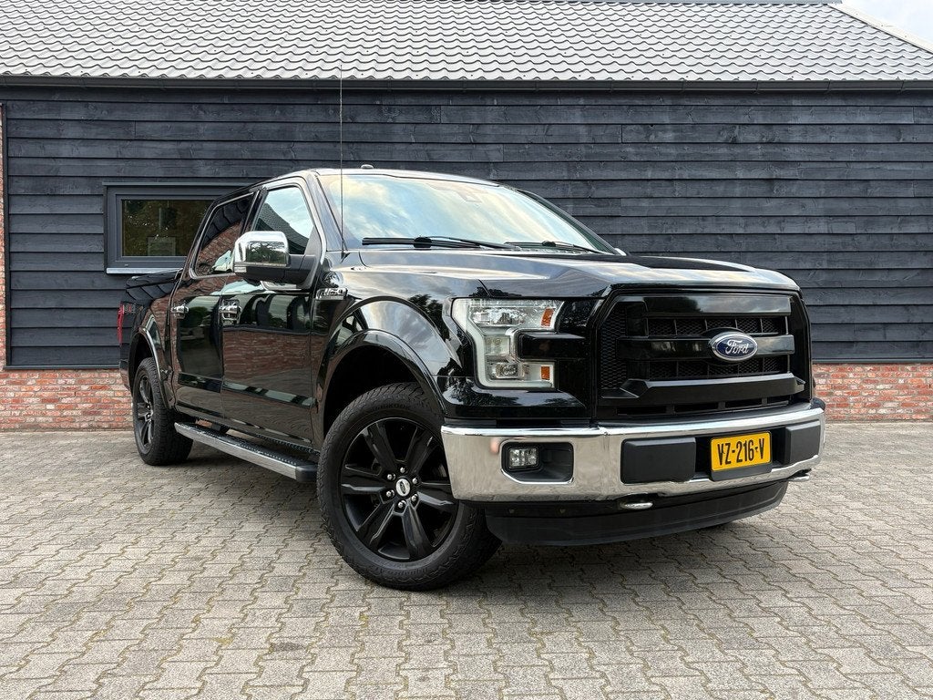 Ford F 150 Lariat V8 - 4x4 -Crew cab - Pano - lage bijtellin, Automaat, Gebruikt, F-150, Zwart