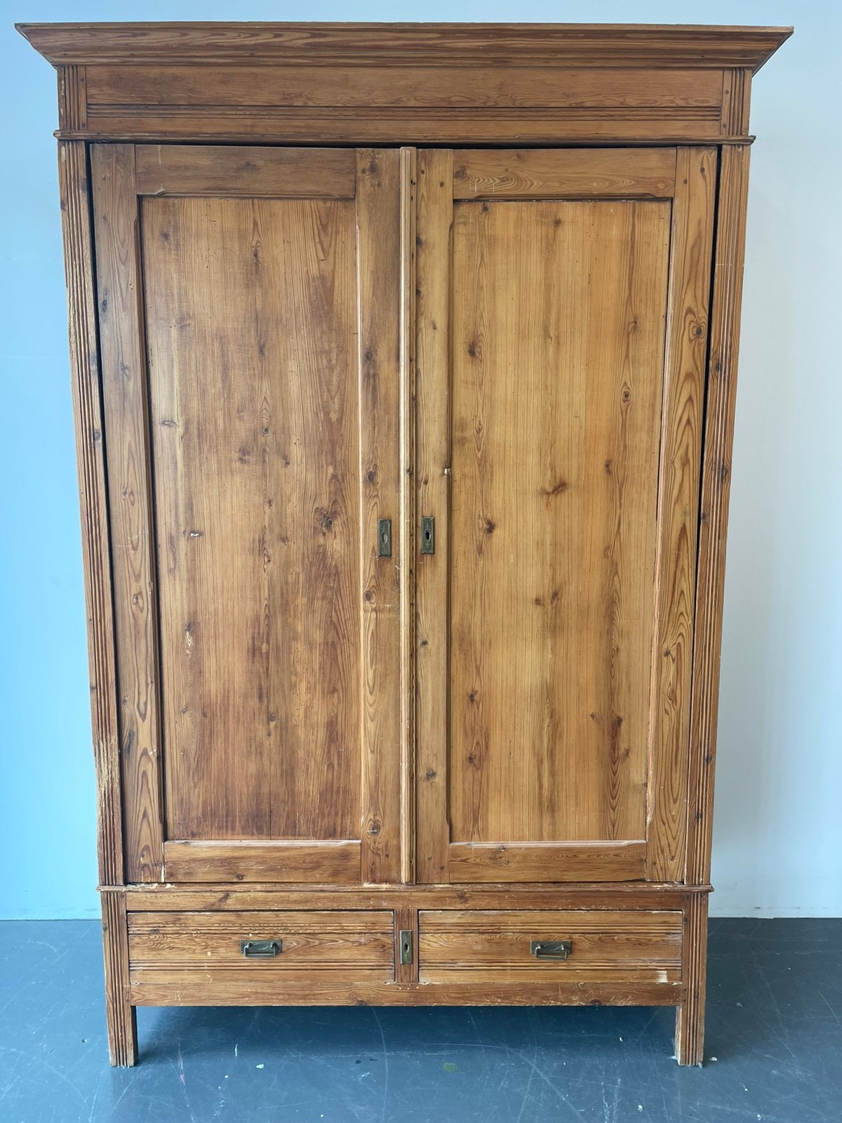 Oude brocante grote kledingkast massief hout opknapper, Huis en Inrichting, Kasten | Kledingkasten, Ophalen, Gebruikt, 200 cm of meer