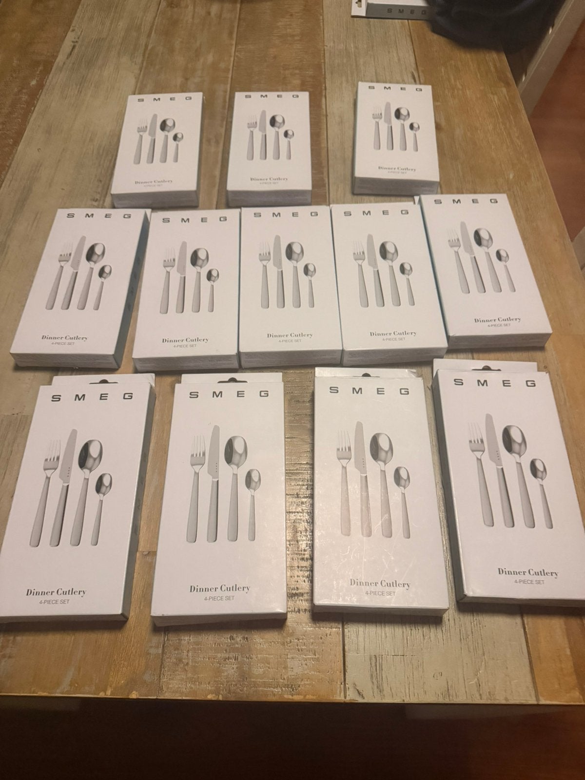 12 doosjes SMEG bestek nieuw in de doos, Ophalen of Verzenden, Zo goed als nieuw