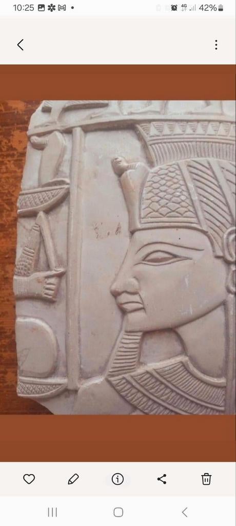Egyptische plaquette met farao reliëf, Antiek en Kunst, Ophalen of Verzenden