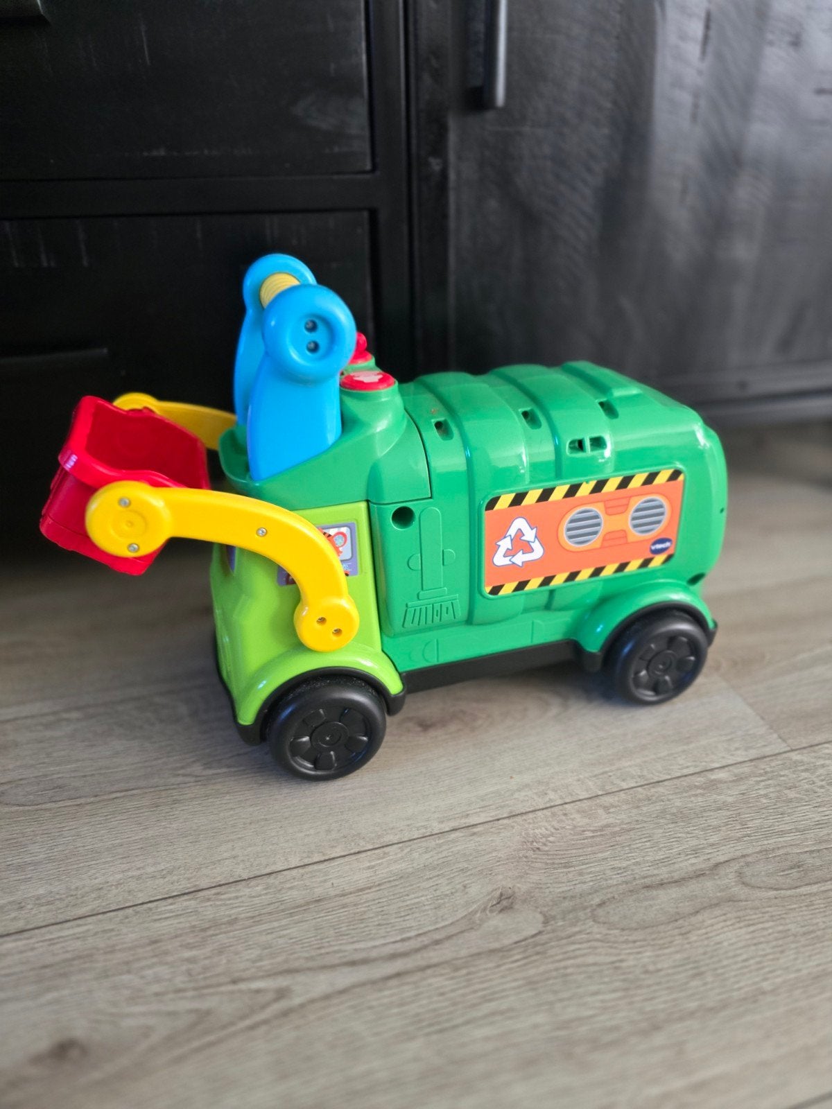 Vtech Vuilniswagen met blokjes en geluid, Ophalen, Zo goed als nieuw