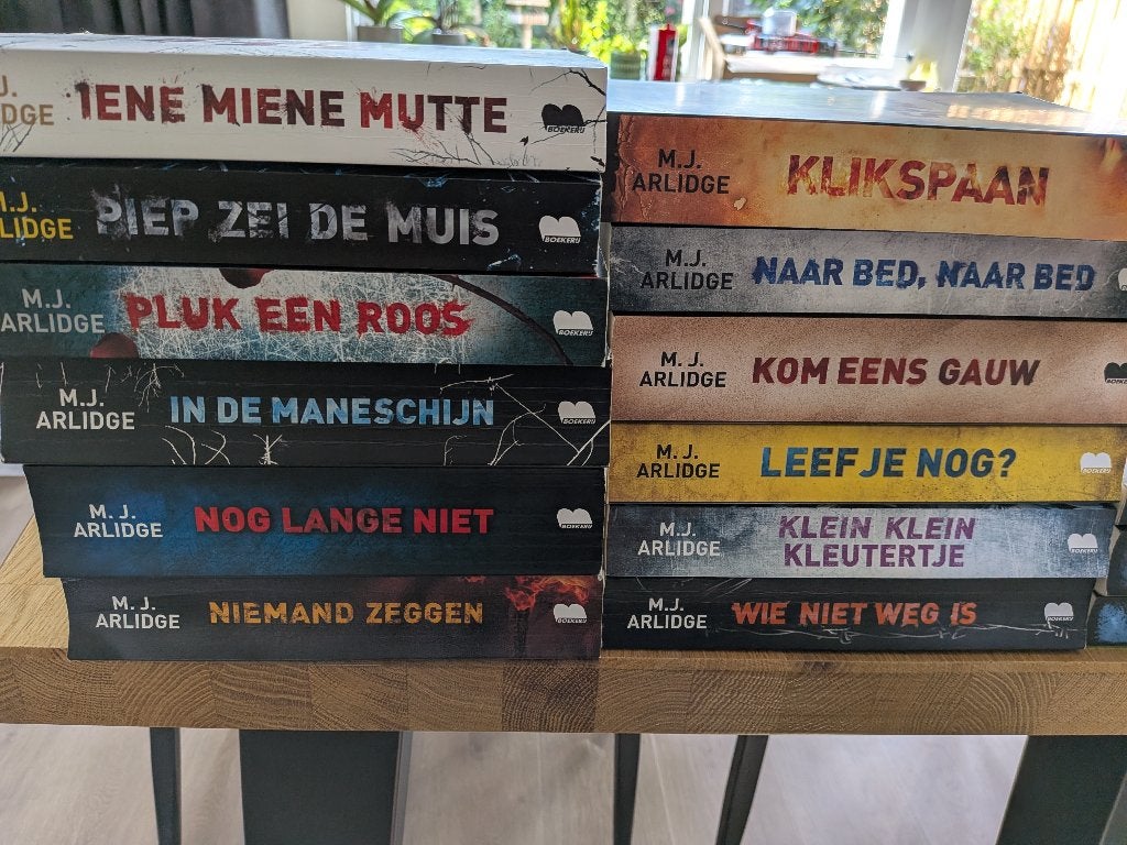 Boeken M.J. Arlidge - Helen Grace, Boeken, Ophalen, Gelezen, M.J. Arlidge