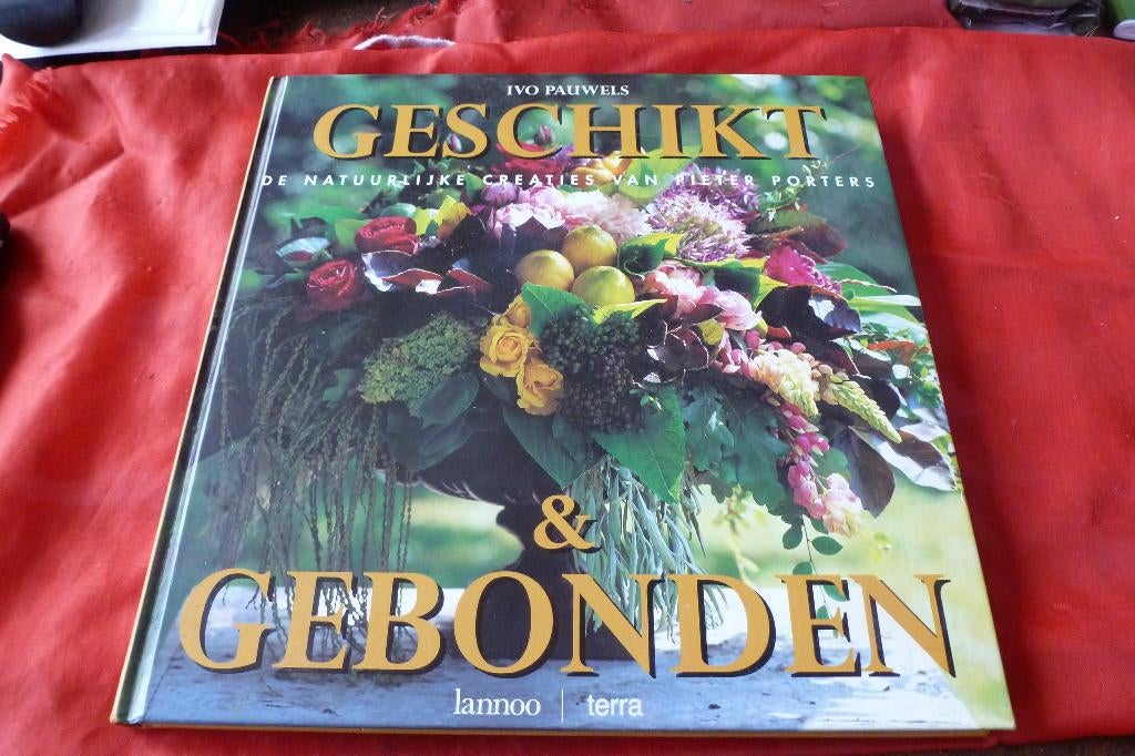 Geschikt en gebonden - Ivo Pauwels - hardcover 1996 -, Ophalen of Verzenden, Zo goed als nieuw, Overige onderwerpen, Ivo Pauwels