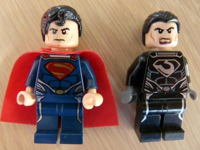 Lego 2 Minifuren: Superman General en Steel Superman + cape, Overige thema's, Lego, Ophalen of Verzenden, Zo goed als nieuw