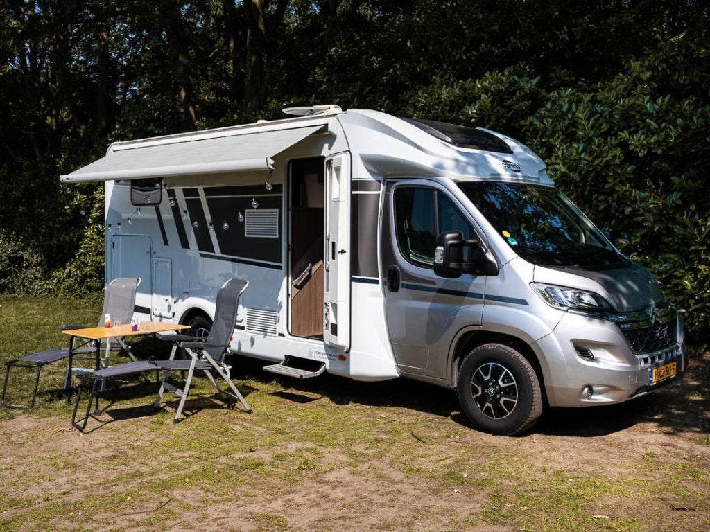 Carado T338 PRO+ Lengtebedden + 2p hefbed, Ringverwarming, Koelkast, Bedrijf, Luifel
