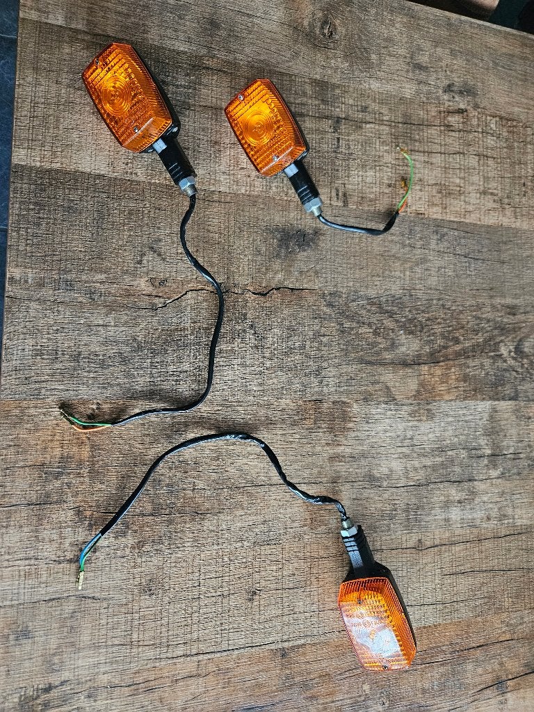 Honda nsr50 knipperlichten set, Ophalen of Verzenden, Zo goed als nieuw, Overige typen, Honda mt mtx mb mtx mb mbx nsr ns1
