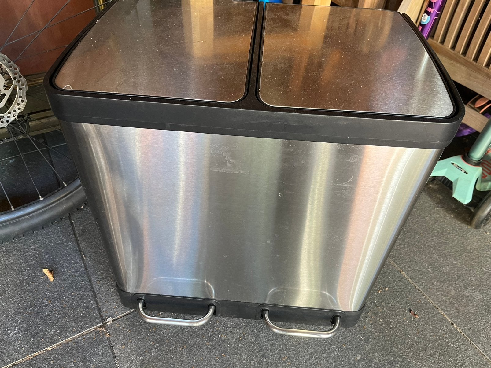 Zgann duo-afvalbak, Ophalen, Met pedaal, 40 liter of meer, Zo goed als nieuw