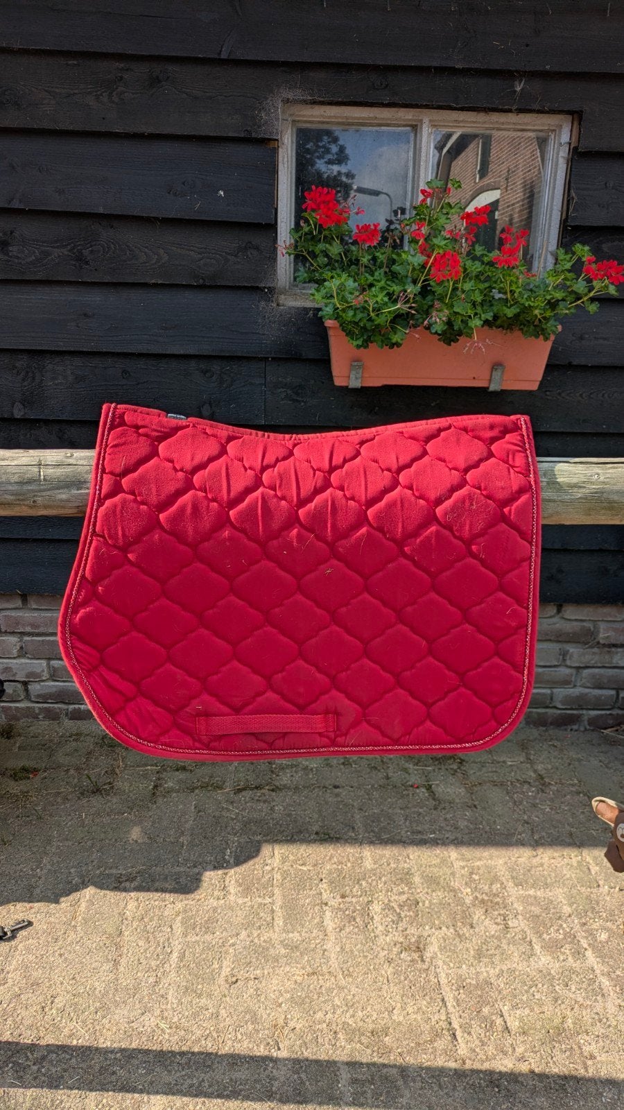 rood dekje, Ophalen of Verzenden