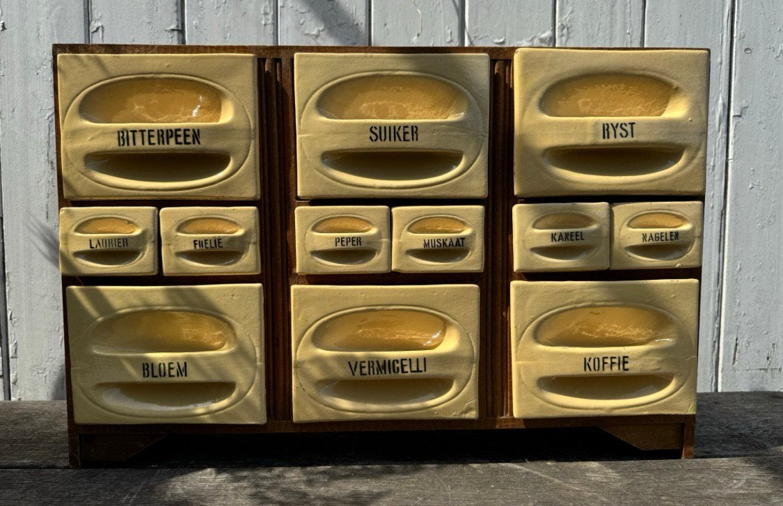 Kruidenkastje brocante, Ophalen
