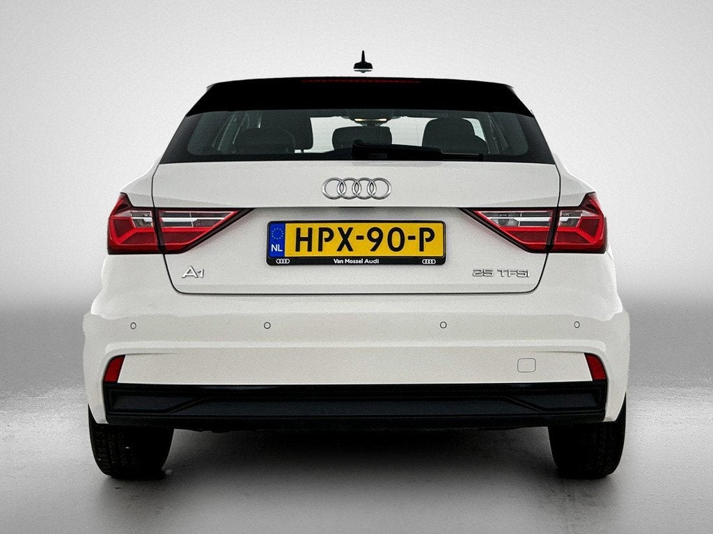 Audi A1 Sportback 25 TFSI | AIRCO | CRUISE CONTROL | BLUETOO, Auto's, Audi, 12 maanden, Stof, 95 pk, Wit