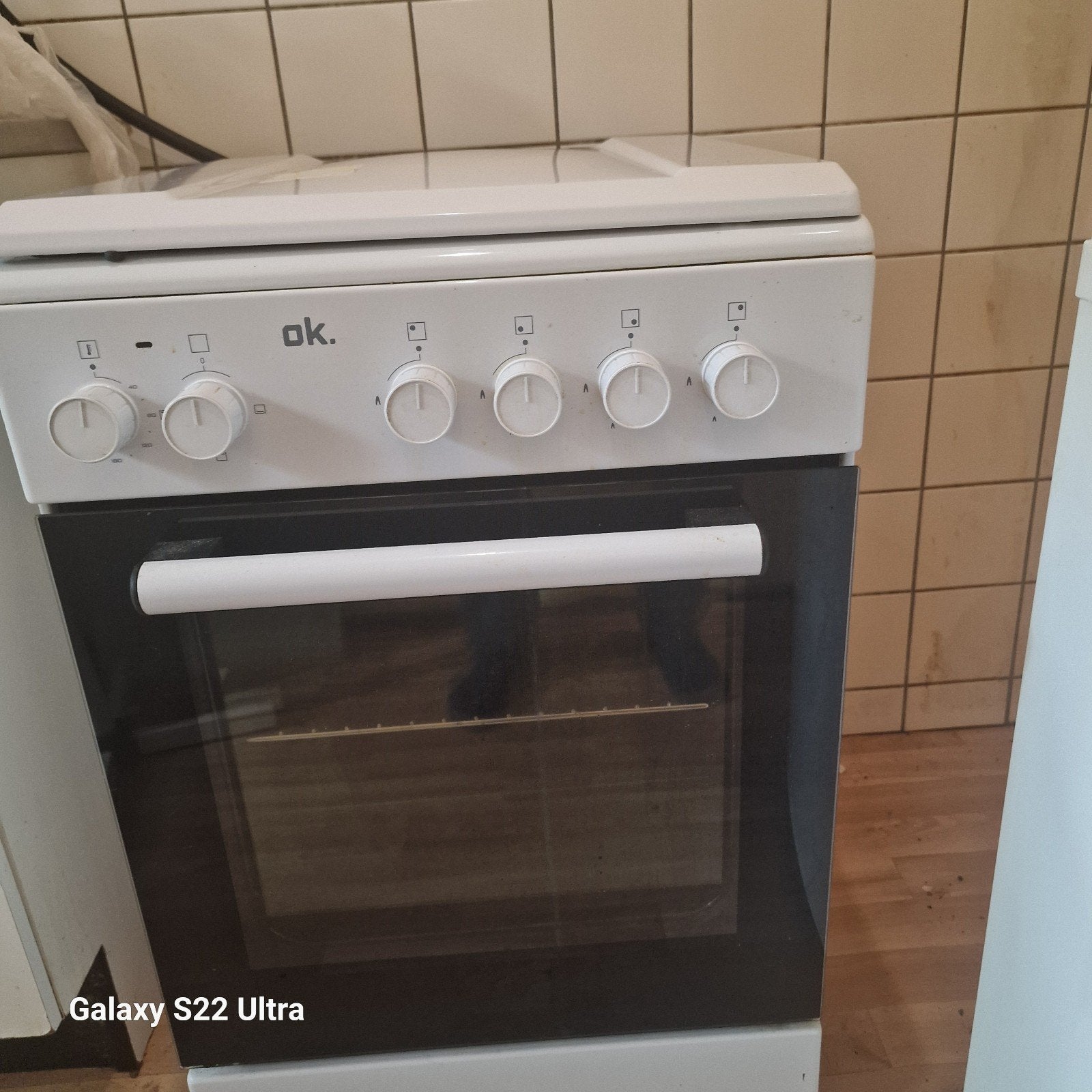 OK. Vrijstaande oven met kookplaat - Zo goed als nieuw, Witgoed en Apparatuur, Ovens, Ophalen, Overige merken, Oven, Zo goed als nieuw