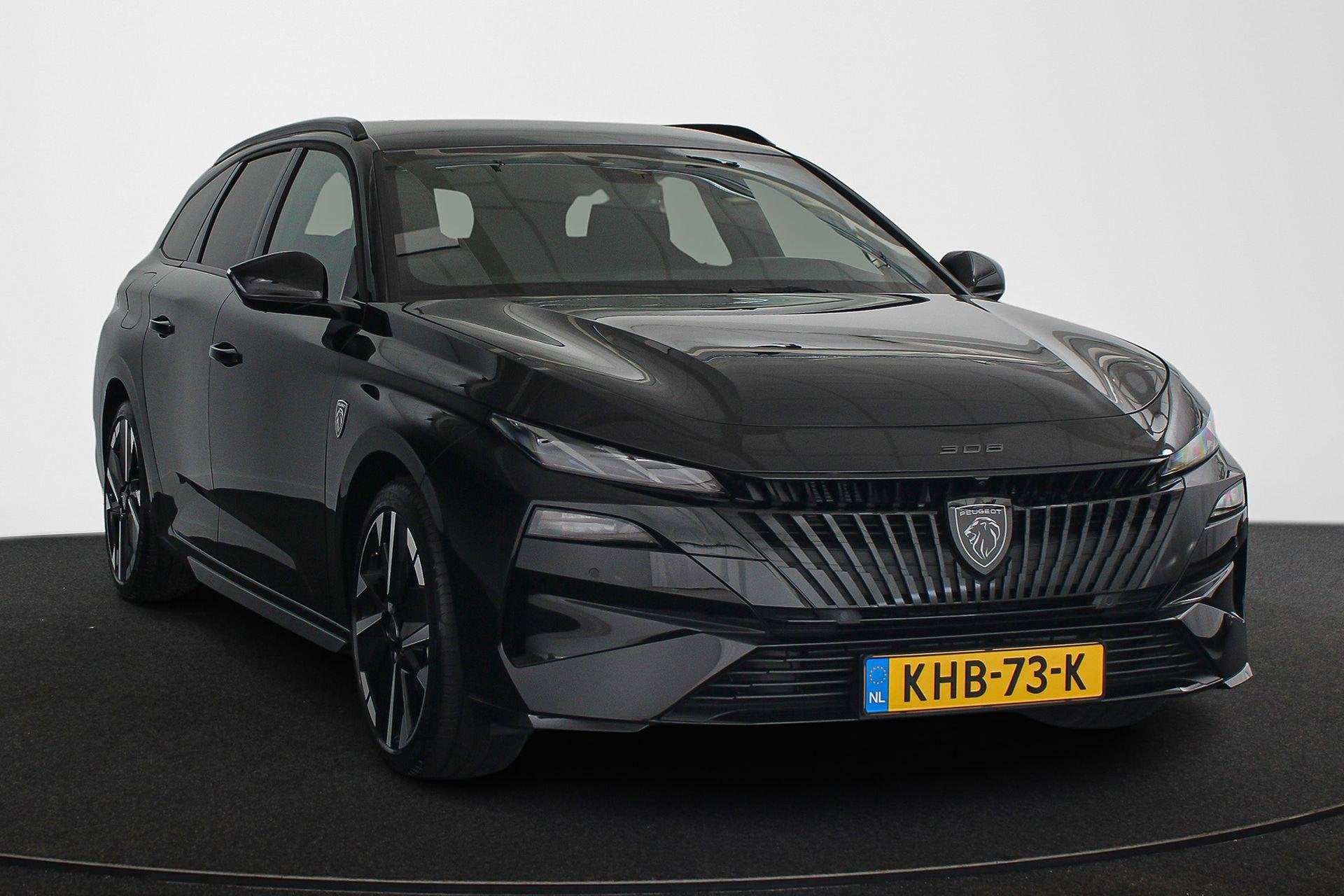 Peugeot 308 SW 1.6 Plug-in Hybrid 195 GT Facelift Stuur-Stoe, 260 min, 4 cilinders, Zwart, 1598 cc