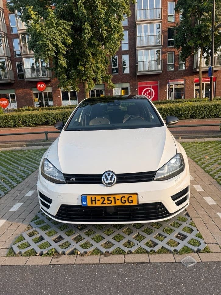 Volkswagen Golf 2.0 TSI R 221KW 5D 4MOTION DSG 2014 Wit, Automaat, 4 cilinders, 1984 cc, Wit