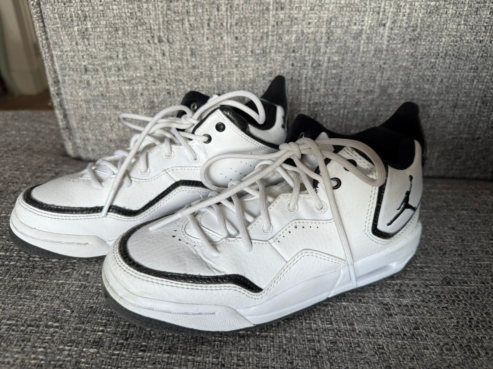 Jordan basketbal schoenen maat 36, Ophalen of Verzenden, Gebruikt, Schoenen
