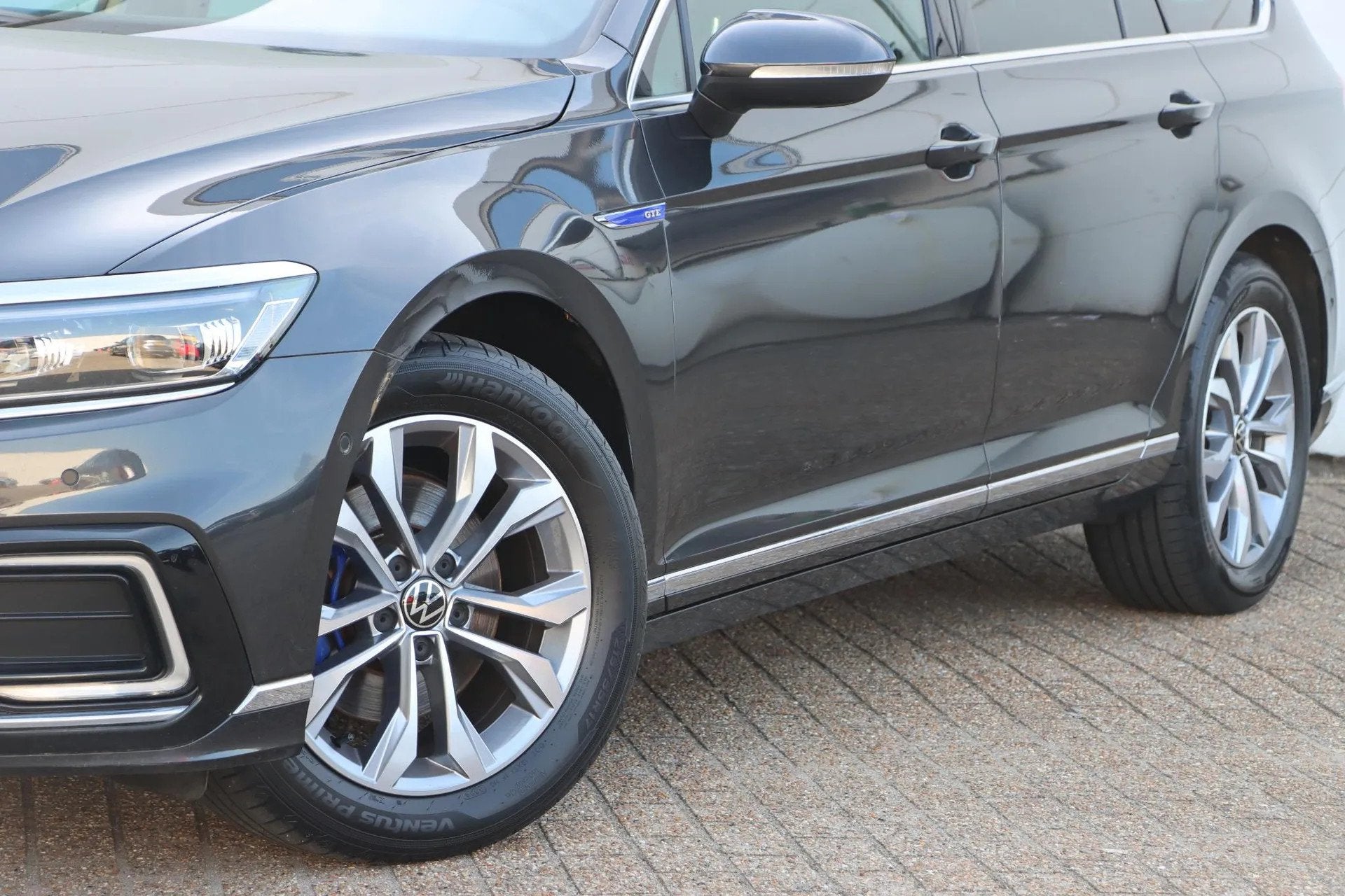 Volkswagen Passat Variant 1.4 TSI PHEV GTE Business, Gebruikt, 218 pk, 1600 kg, Zilver of Grijs