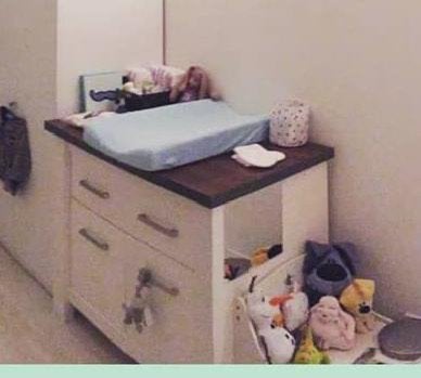 Commode en ledikant met matras, Ophalen, Zo goed als nieuw, Jongetje of Meisje