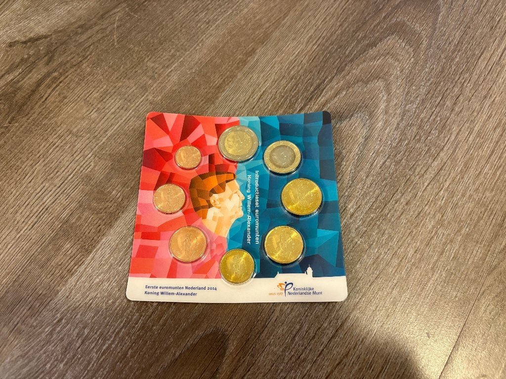 1e euromuntset met Willem-Alexander, NL, 2014, UNC in mapje, Ophalen of Verzenden, Overige landen, Overige waardes, Setje