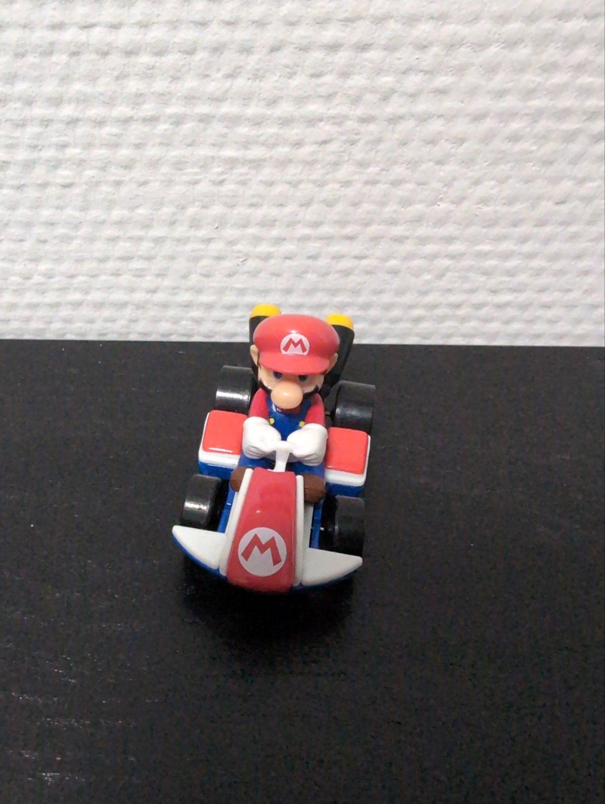 Mario Kart speelgoedauto - Mario figuur, Ophalen, Gebruikt