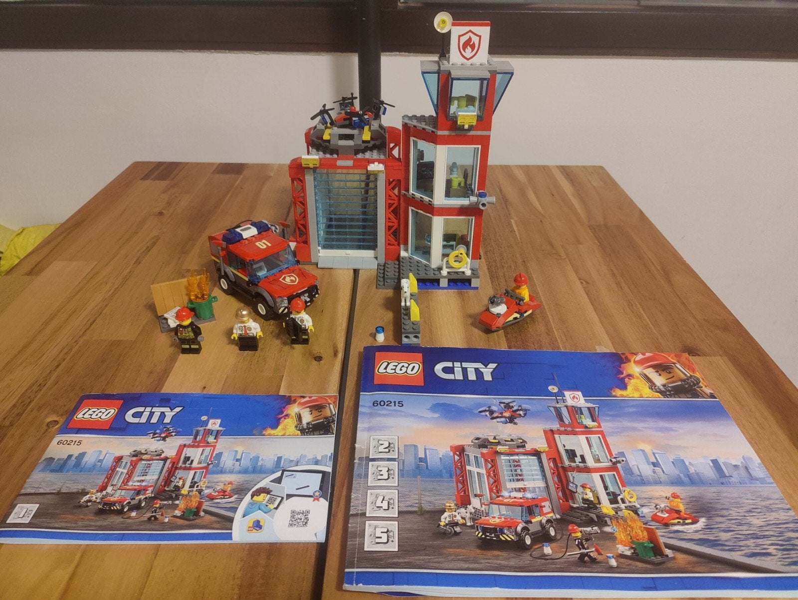 Lego 60215 Brandweer kazerne, Ophalen of Verzenden, Gebruikt