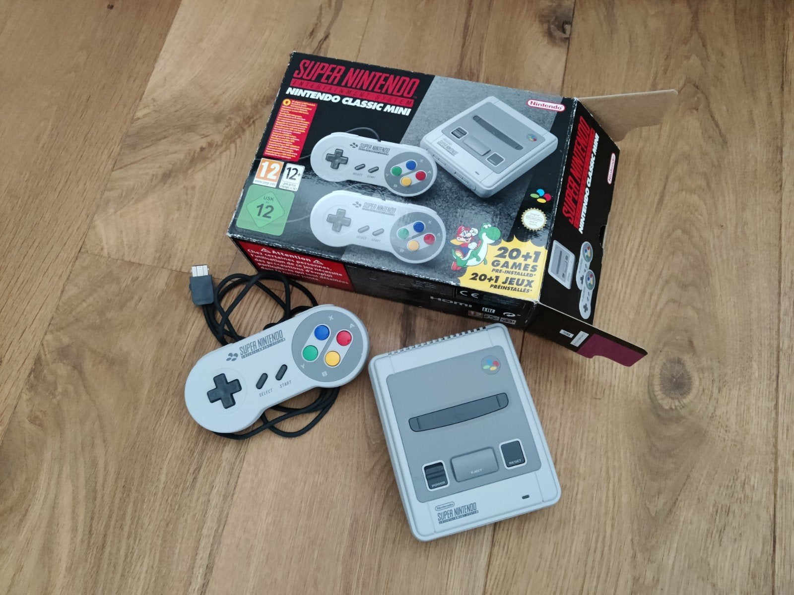 Super Nintendo Classic Mini - Zo goed als nieuw, Ophalen of Verzenden, Zo goed als nieuw, Met 2 controllers, Met games