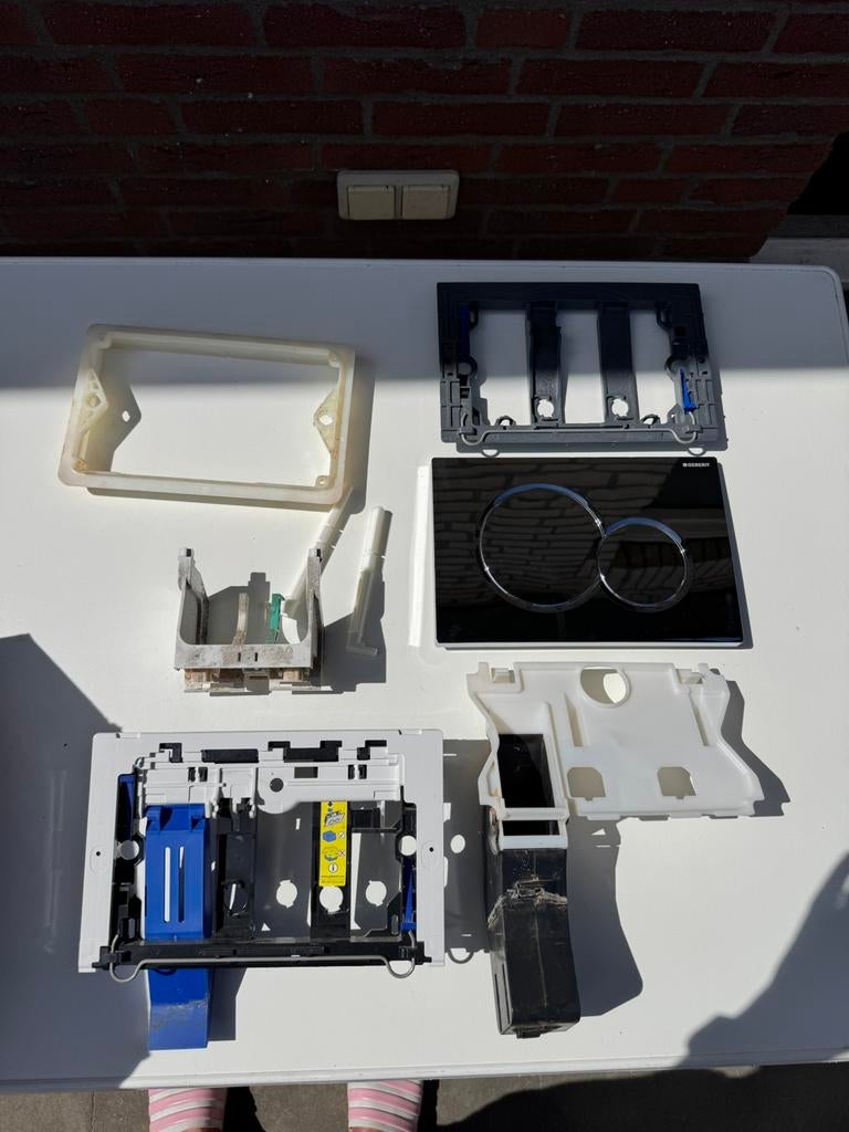 Geberit drukplaat compleet met set om blokjes in te doen, Ophalen of Verzenden, Gebruikt, Chroom, Toilet
