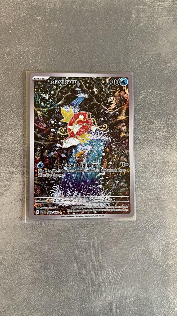 Magikarp 203/193 Scarlet & Violet Paldea Evolved Pokémon, Ophalen of Verzenden, Zo goed als nieuw, Losse kaart, Foil