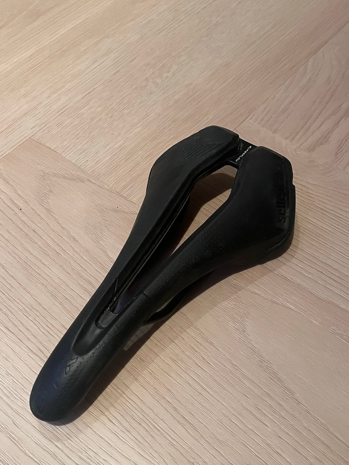 Selle Italia XLR Superflow Zadel 130mm Breed, Ophalen of Verzenden, Gebruikt, Racefiets, Zadel