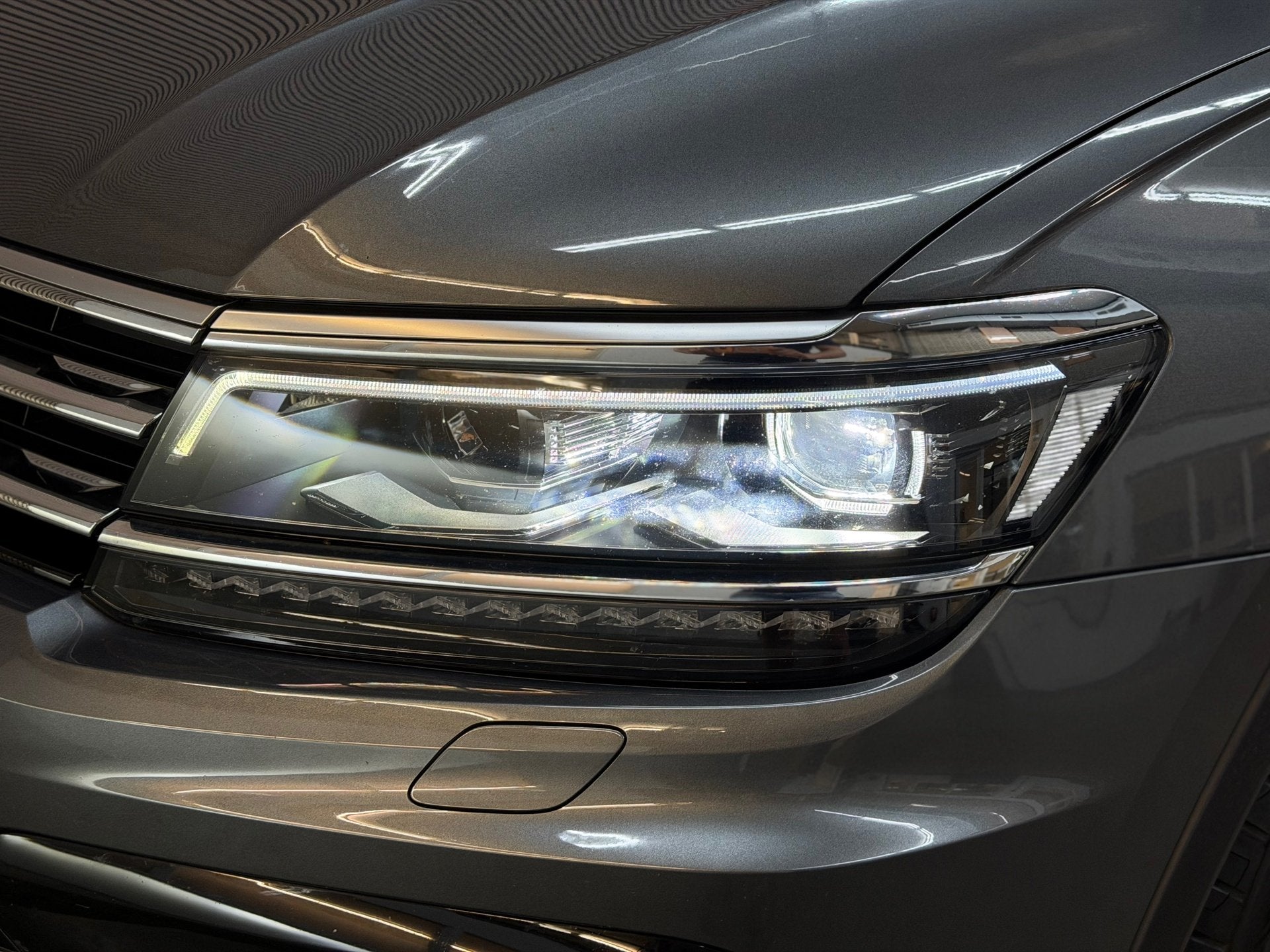 Volkswagen Tiguan 1.5 TSI ACT R-Line 2020 DSG VIRTUAL CAMERA, Auto's, Volkswagen, 150 pk, SUV of Terreinwagen, 750 kg, 5 stoelen
